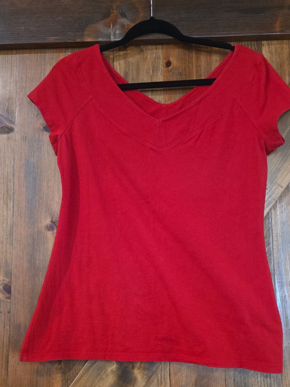 Chaps Red Large V Neck Front & Back Top